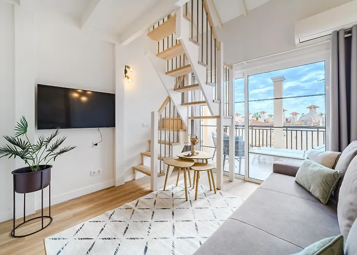 Yucca Park Duplex شقة *