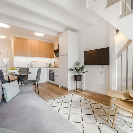 아파트 Yucca Park Duplex 아데제