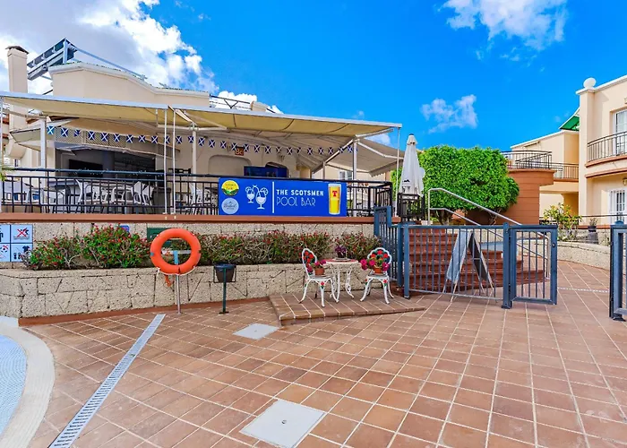 아파트 Yucca Park Duplex *