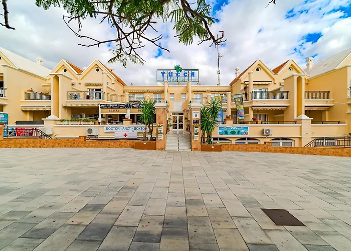 Yucca Park Duplex 아파트